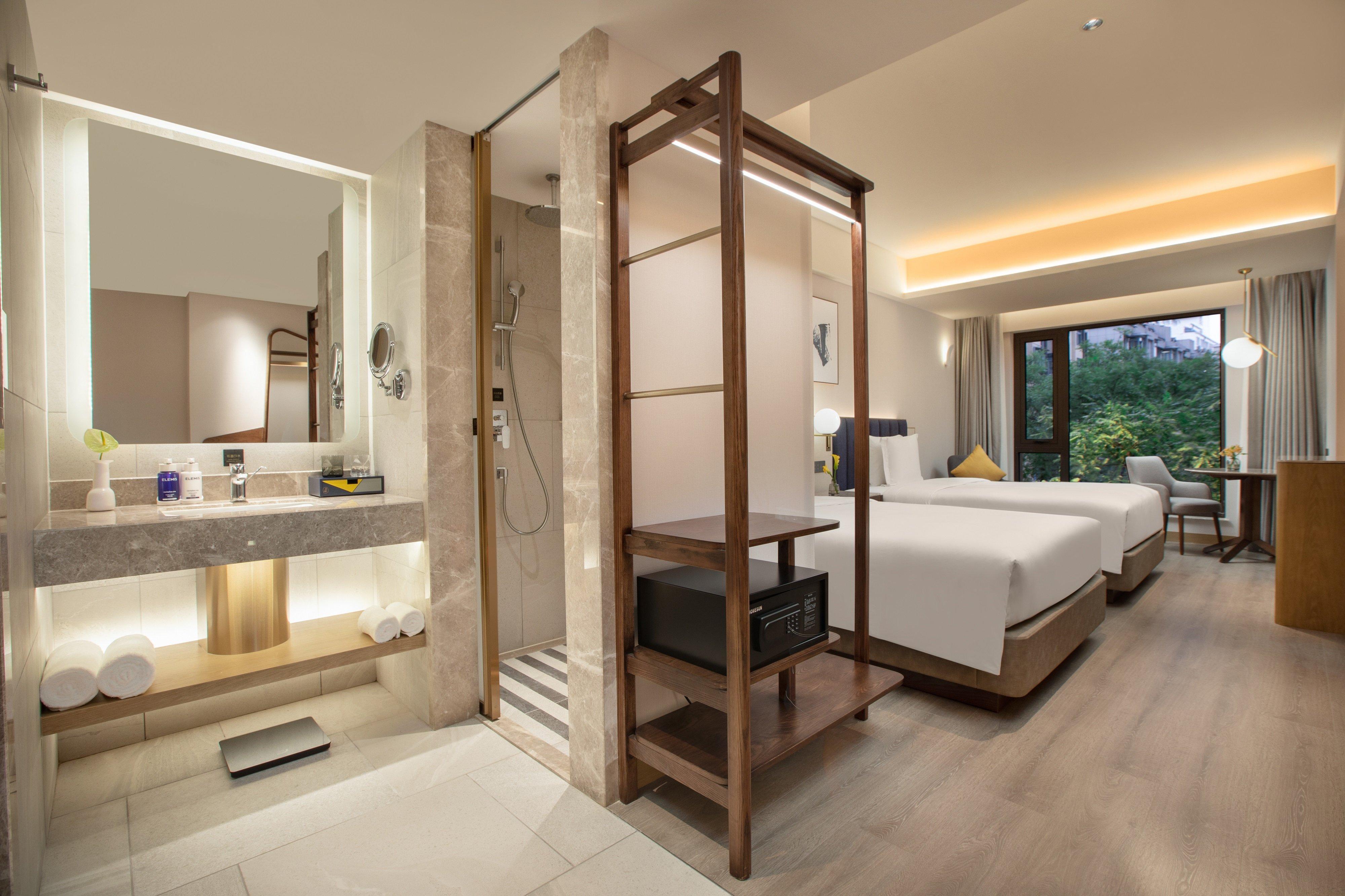 Отель Voco Nanjing Oriental Pearl Экстерьер фото
