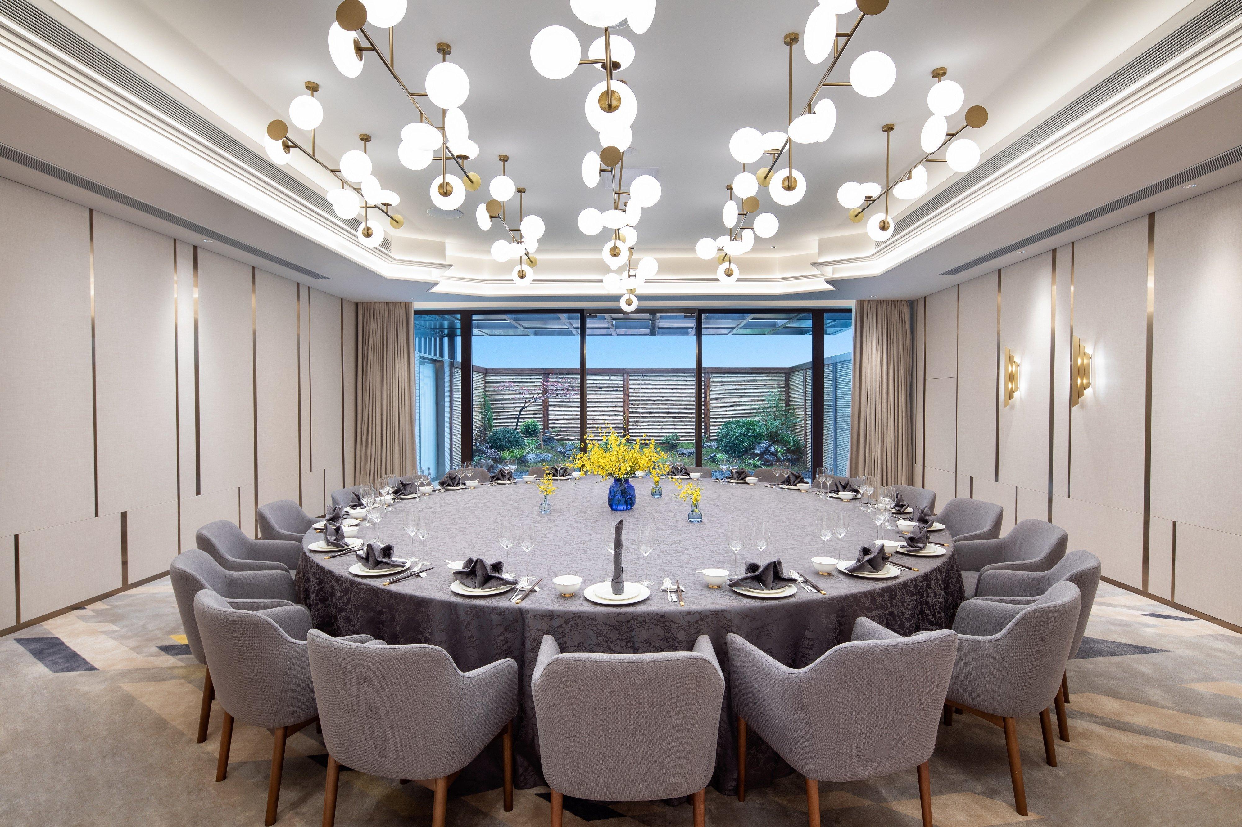 Отель Voco Nanjing Oriental Pearl Экстерьер фото